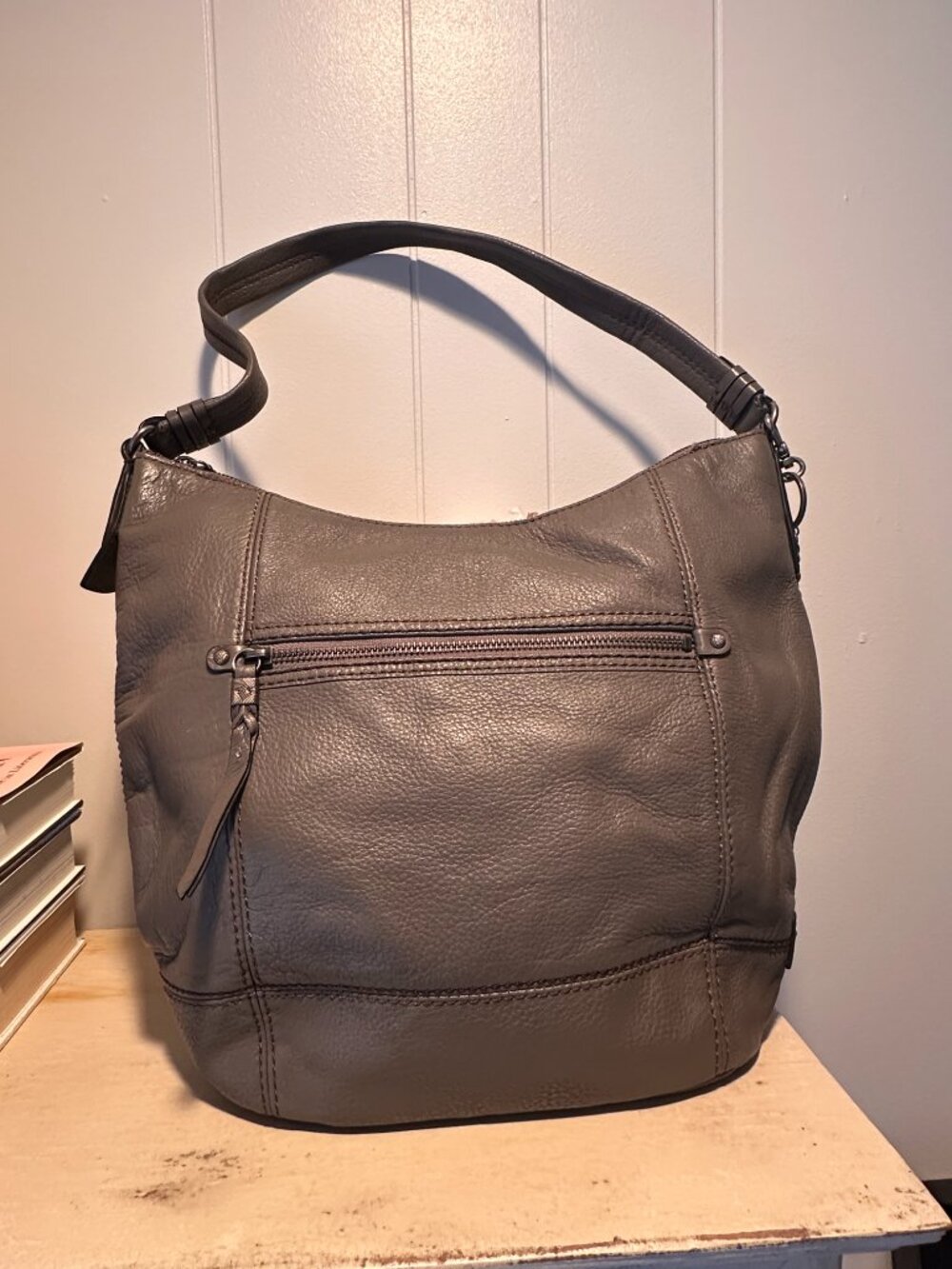 The Sak Sequoia Hobo Bag in Medium Gray